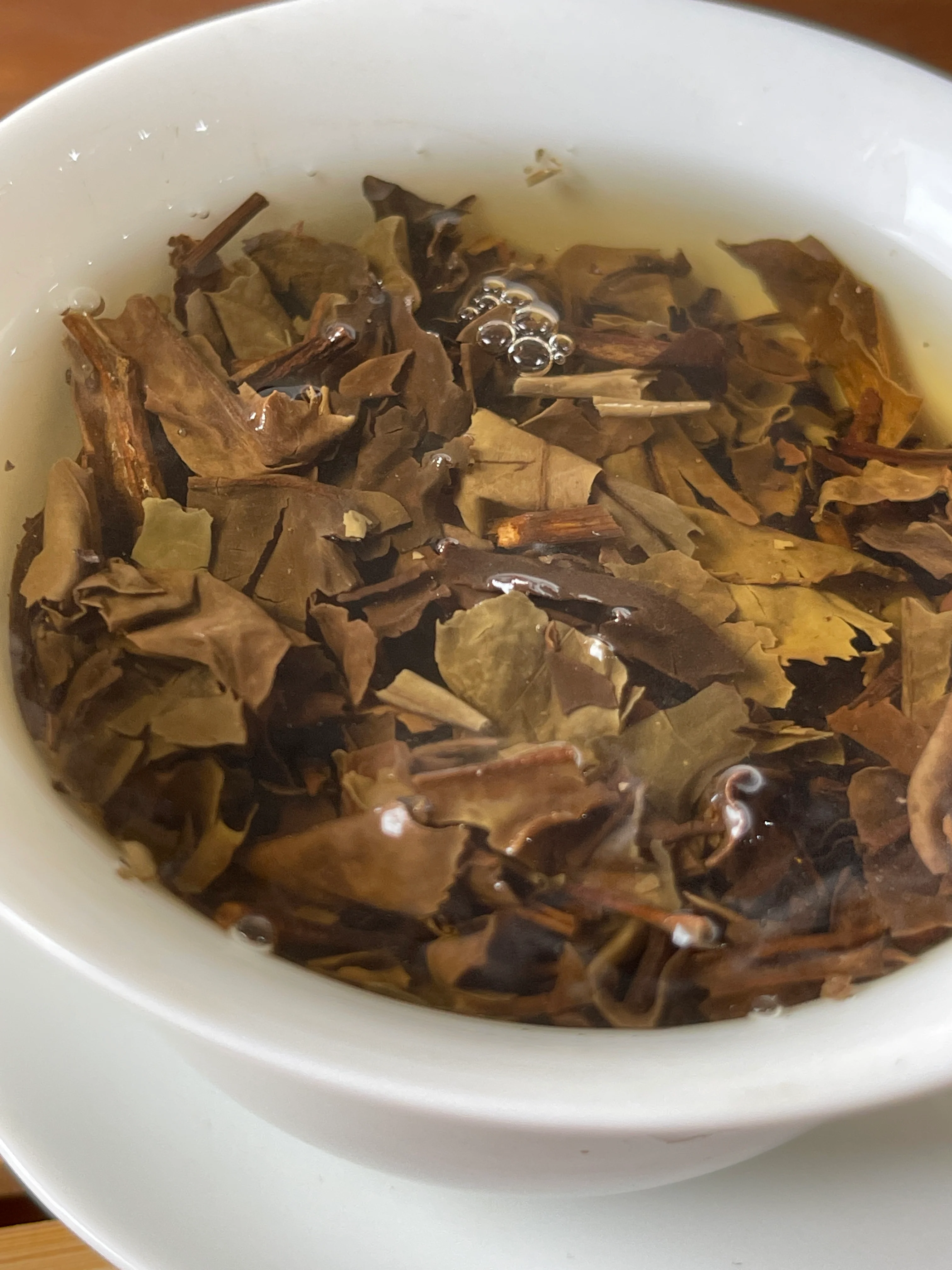 2011 Fuding Aged White Tea - Image 3