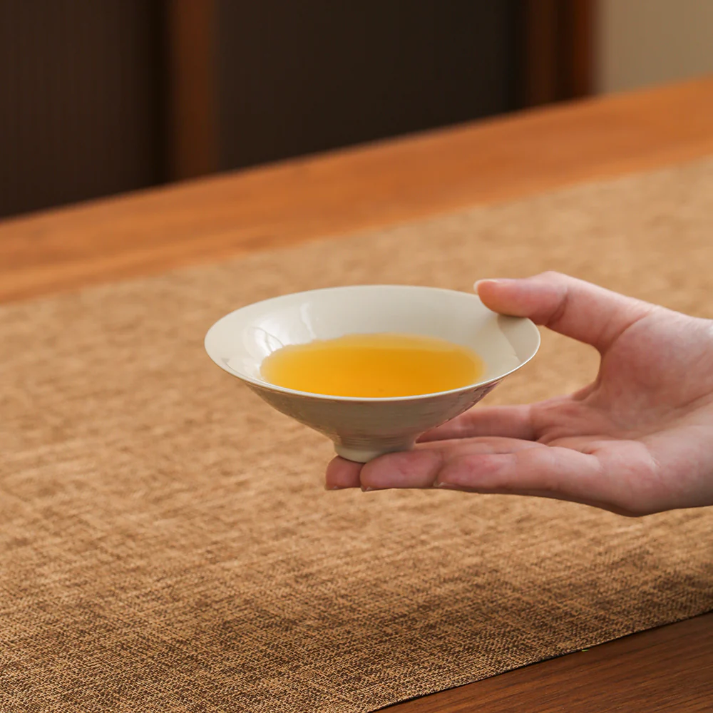 Duidui’s Straw Hat Teacup (Set of 2) - Image 12