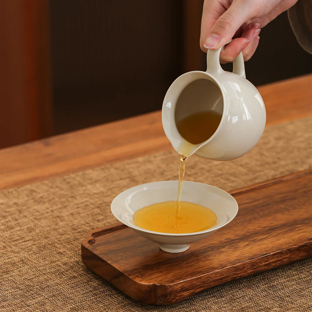 Duidui’s Straw Hat Teacup (Set of 2) - Image 8