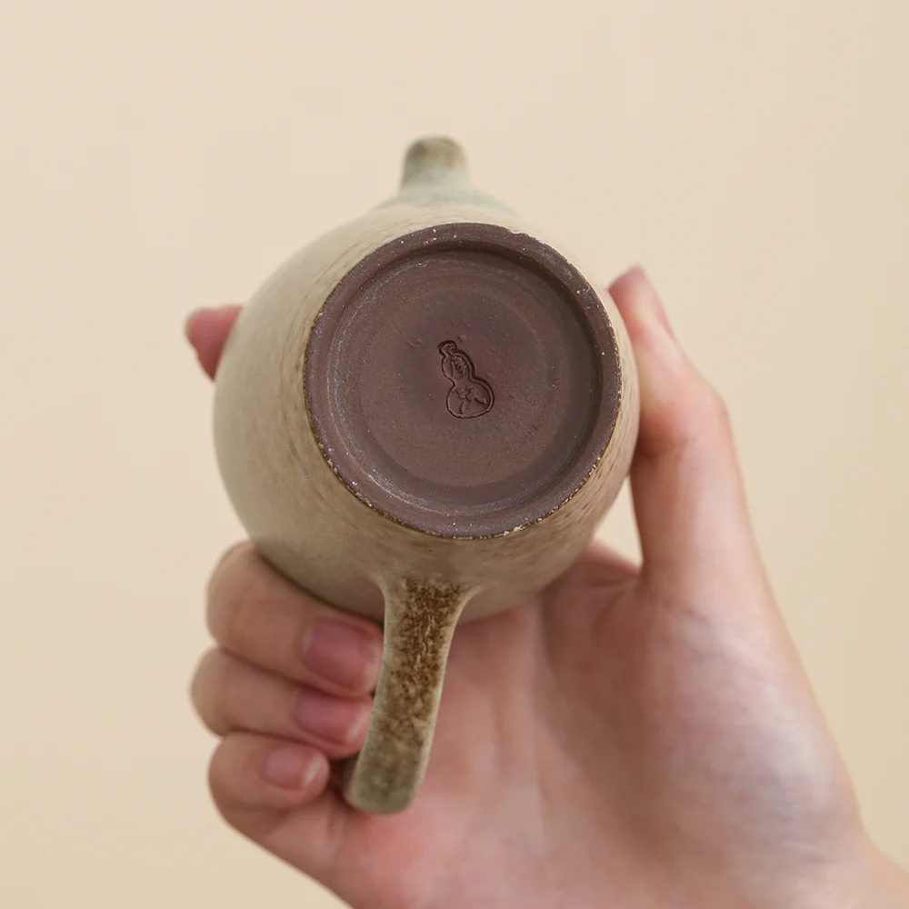 Duidui’s “Tall Fisherman” Teapot - Image 10