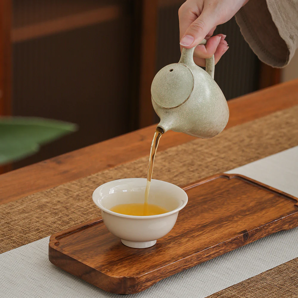 Duidui’s “Tall Fisherman” Teapot - Image 4