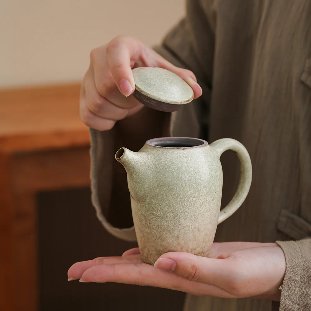 Duidui’s “Tall Fisherman” Teapot - Image 8