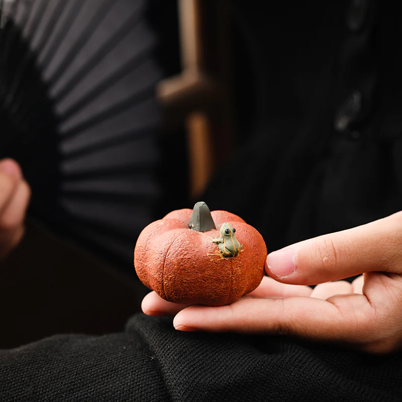 Spitting Frog Tea Pet - Image 6